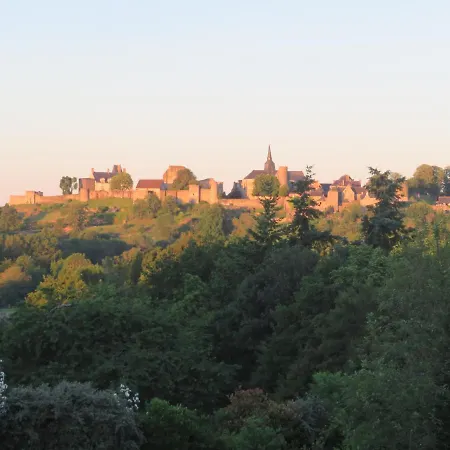 Ecrin De Verdure 3* Sainte-Suzanne (Mayenne)