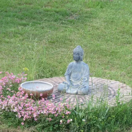 Ecrin De Verdure Sainte-Suzanne (Mayenne)