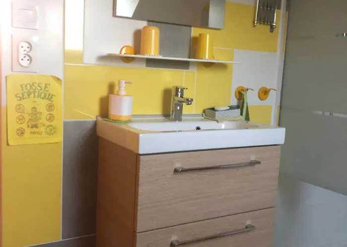 Ecrin De Verdure Affittacamere Sainte-Suzanne (Mayenne)